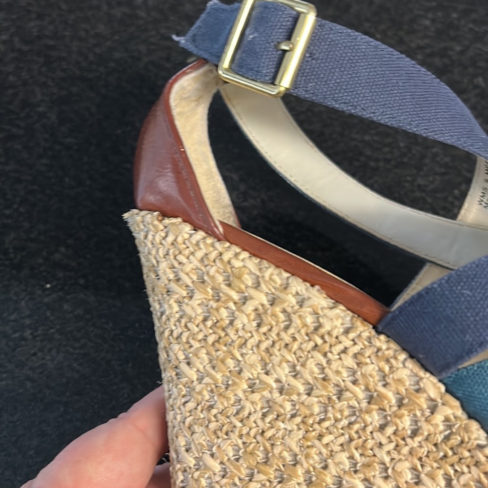 Lauren Conrad Wedge Sandals - Picture 5 of 10